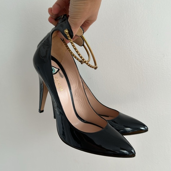 MOVING SALE!!! GUCCI HEELS NEVER WORN! Size 42 - Picture 7 of 9